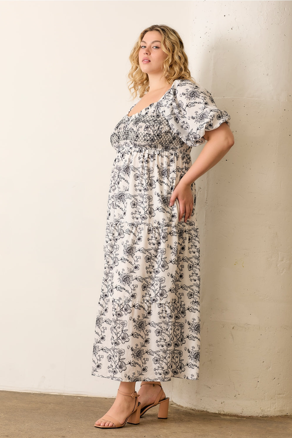 *PRE-ORDER* Bubble Sleeve Maxi Dress